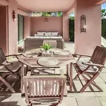 Apartamento Benatalaya Estepona