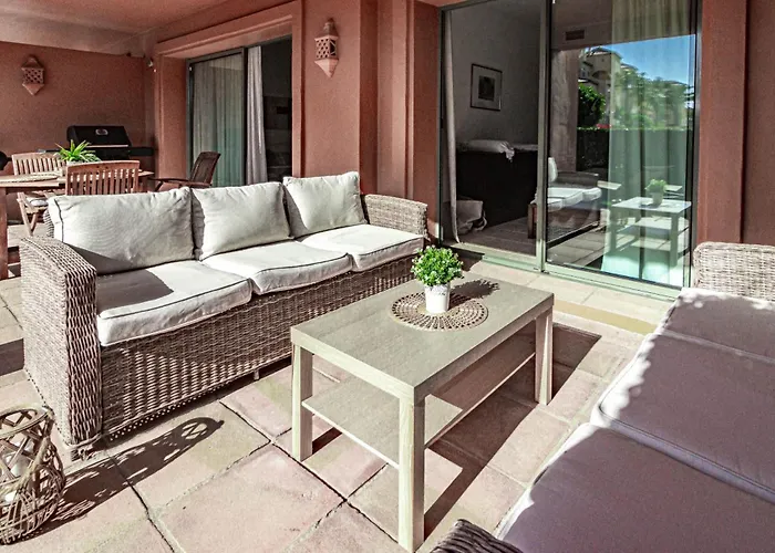 Apartamento Benatalaya Estepona